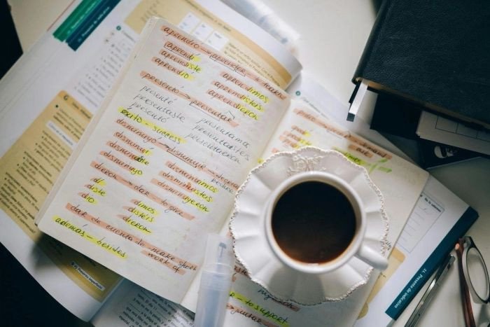Bài tập thực hành về tính từ bất quy tắc trong ngữ pháp tiếng Anh