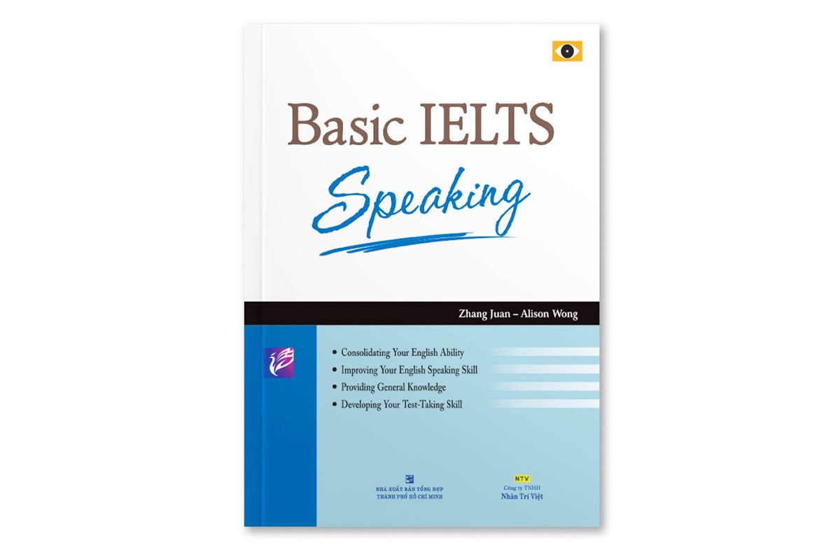 Bìa sách Basic IELTS Speaking màu hồng nhạt với biểu tượng micrô và tai nghe