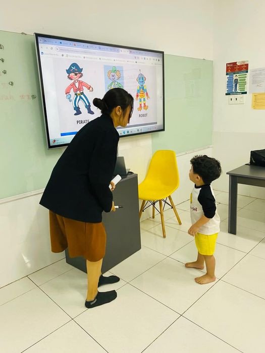 Cơ sở vật chất hiện đại của TRUNG TÂM ANH NGỮ INS CỦ CHI