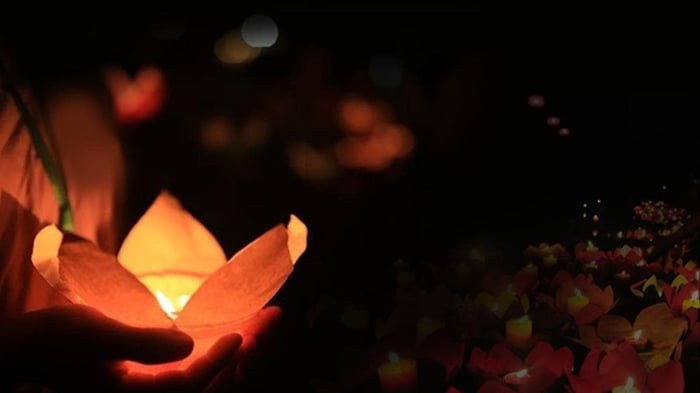 Danh sách từ vựng tiếng Anh chuyên biệt về Lễ Vu Lan, bao gồm các từ như filial piety và ancestor worship, hỗ trợ học viên.