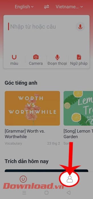 Giao diện ứng dụng U-Dictionary với biểu tượng tài khoản cần chọn để vào cài đặt dịch thuật