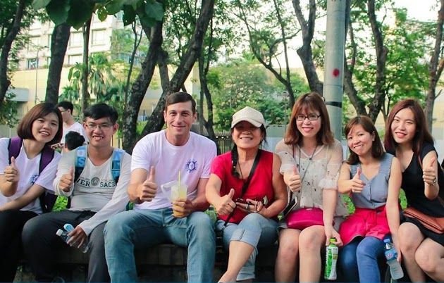 Hoạt động ngoại khóa tiếng Anh cùng nhóm bạn