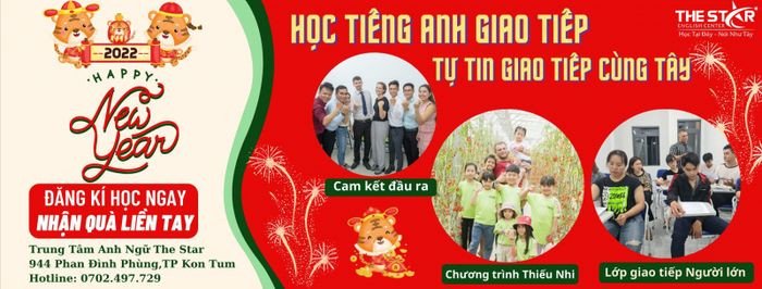 Học sinh học tiếng Anh trong lớp học