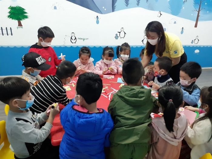 Học viên đang học và tương tác tại Trung tâm Anh ngữ Better - Thái Bình