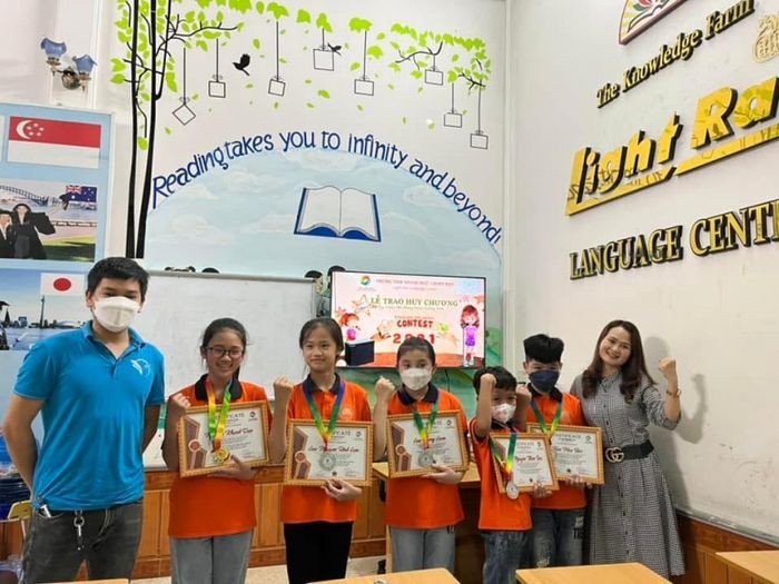 Light Ray Quảng Bình - Nơi khơi gợi tình yêu tiếng Anh