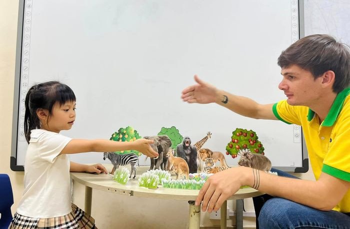 Môi trường học tập vui nhộn tại trung tâm tiếng Anh Đông Anh