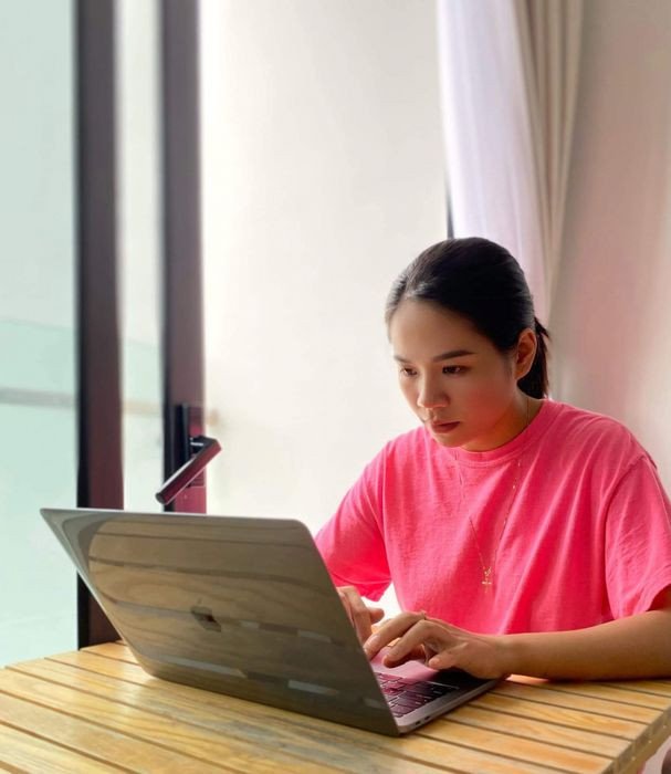 Môi trường học tiếng Anh doanh nghiệp với công nghệ hiện đại