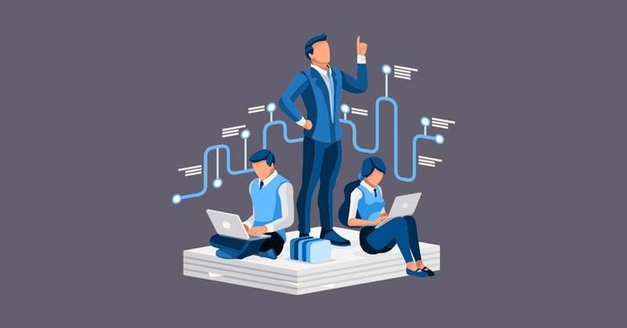 Một người đàn ông đang được đánh giá trong buổi thử việc