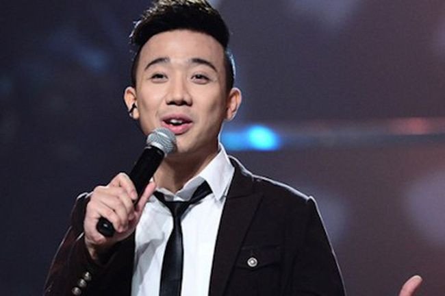 Trấn Thành: MC đa tài và kỹ năng tiếng Anh lưu loát