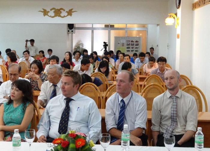 Trung tâm tiếng Anh Quốc tế Việt Mỹ với đội ngũ giáo viên tận tâm