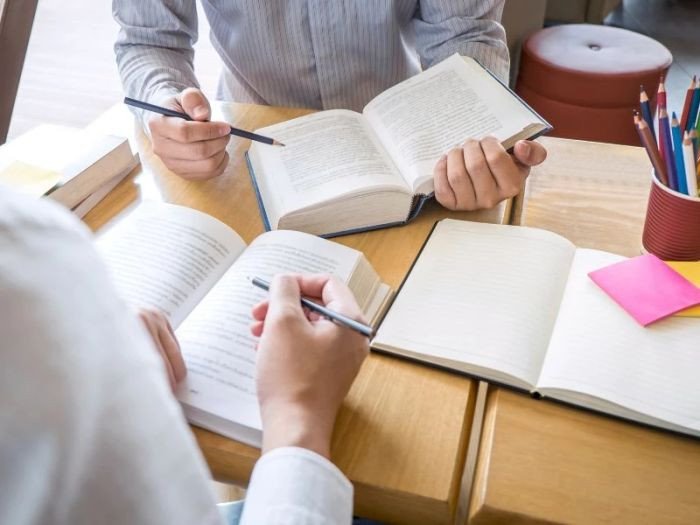 Từ vựng tiếng Anh kinh tế về quản lý